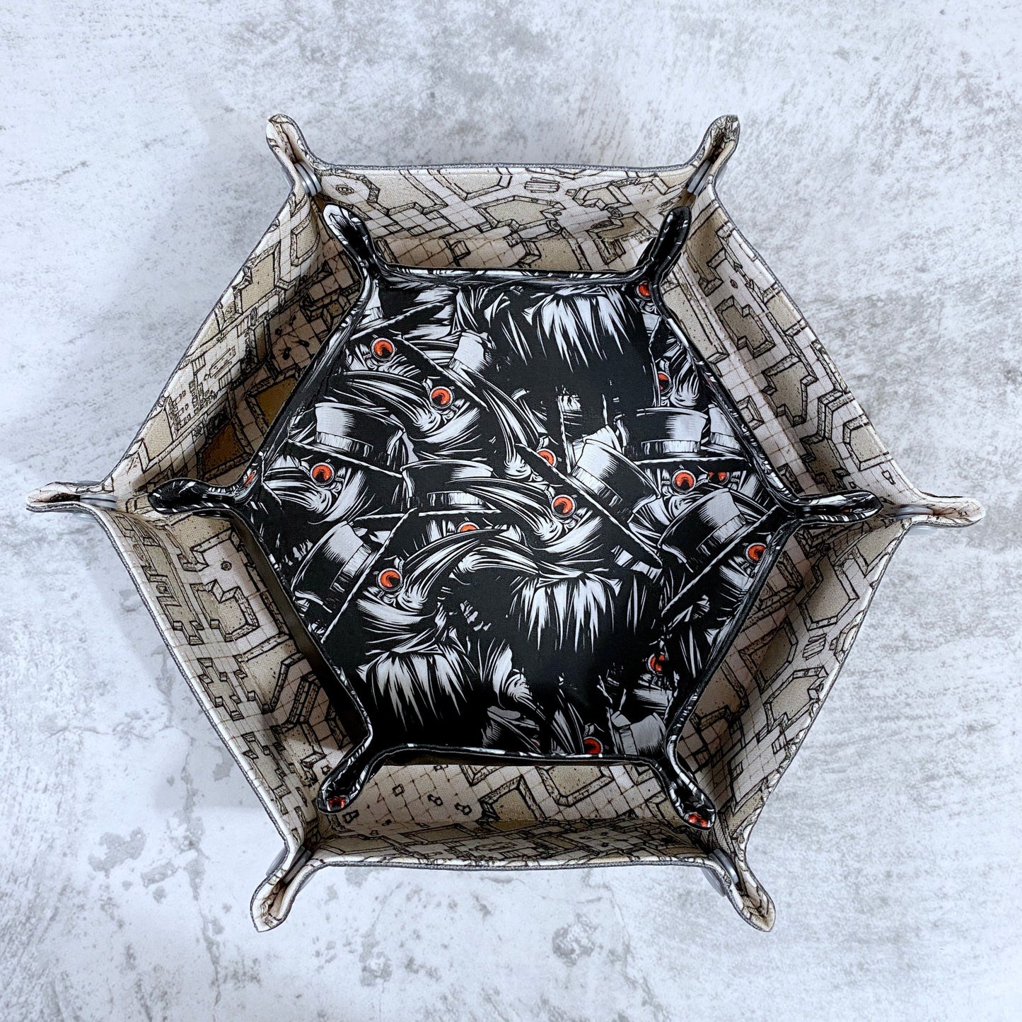 Plague Doctor Hex Snap Dice Tray