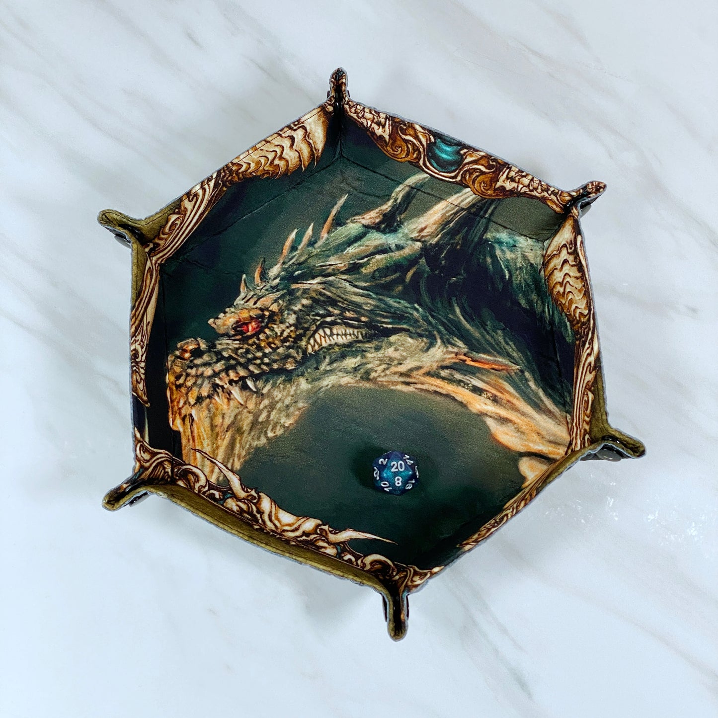 Dragon Bust Hex Snap Dice Tray