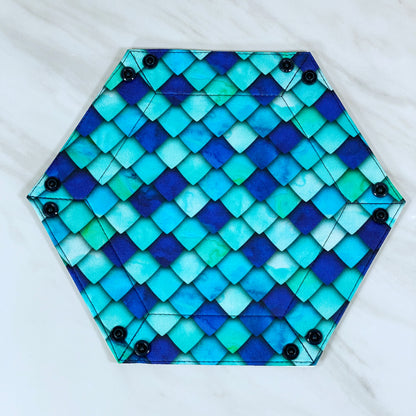 Dragon Scale Hex Snap Dice Tray