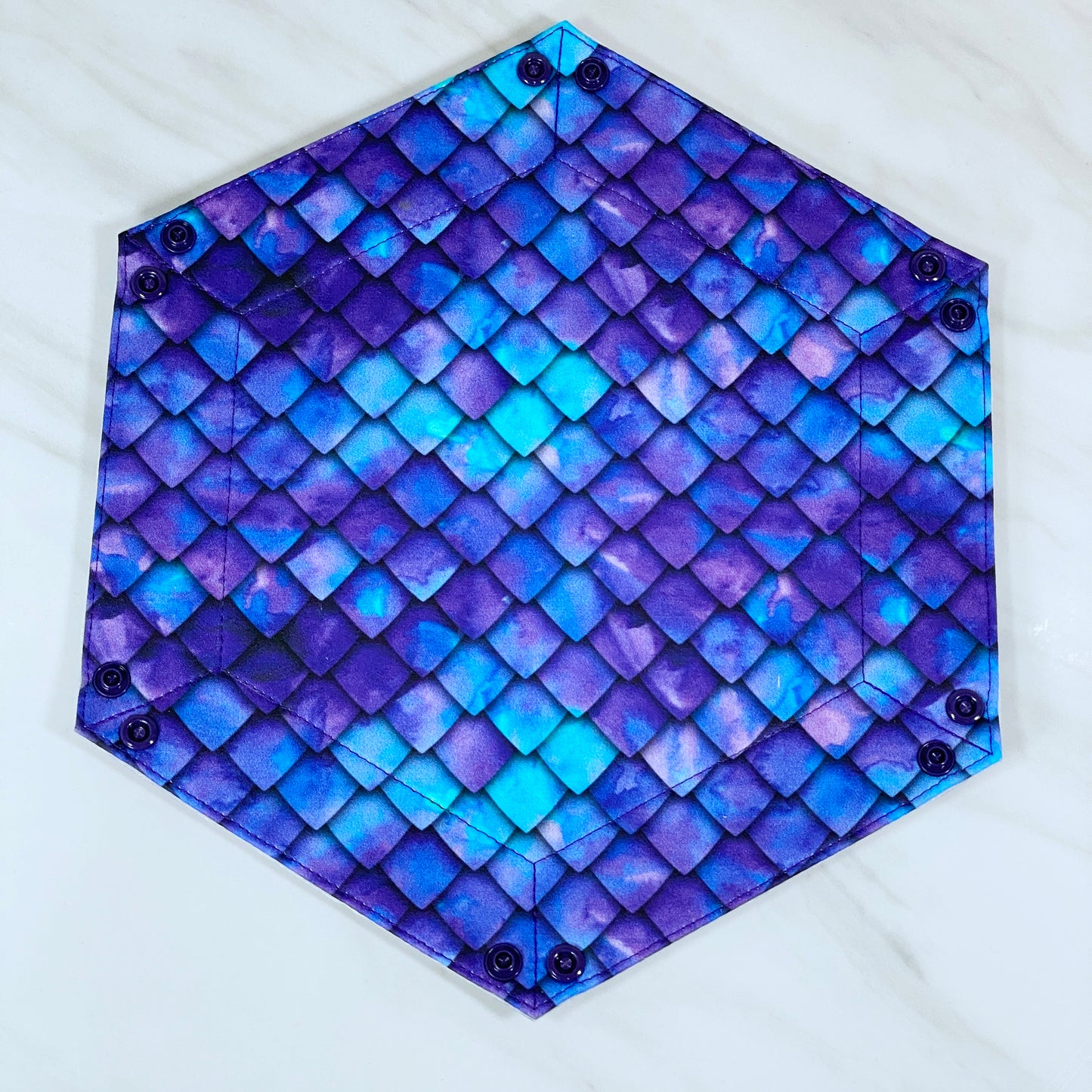 Dragon Scale Hex Snap Dice Tray