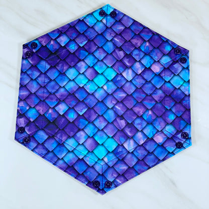 Dragon Scale Hex Snap Dice Tray