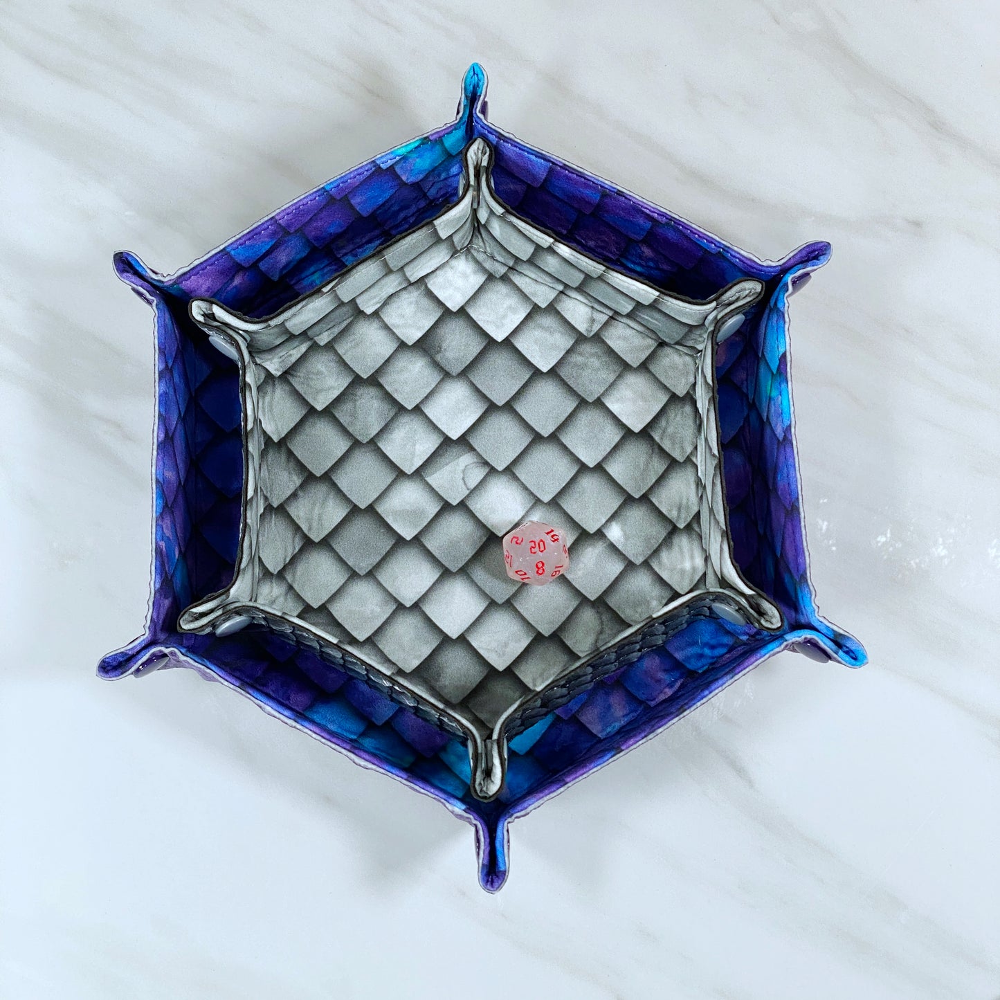 Dragon Scale Hex Snap Dice Tray