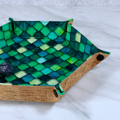 Dragon Scale Hex Snap Dice Tray