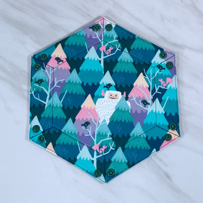 Cryptid Hex Snap Dice Tray