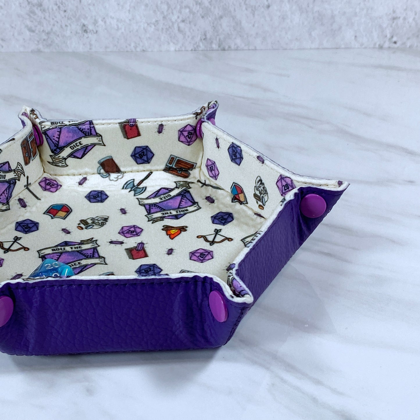 Roll The Dice Hex Snap Dice Tray