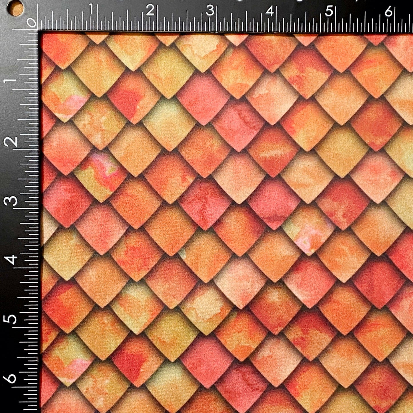 Dragon Scale Hex Snap Dice Tray