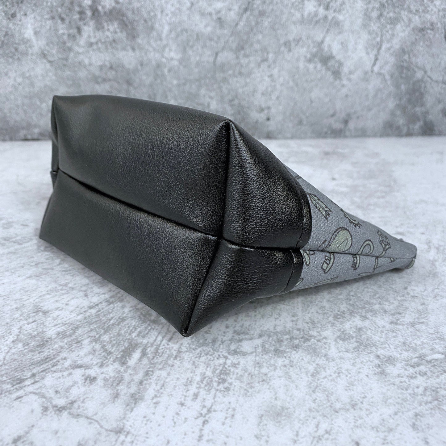 Choose Your Weapon Grey Zipper Bag