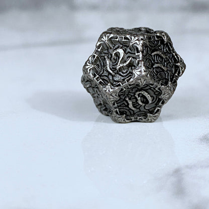 Dagger of Venom, Silver-tone